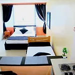 Studio Apartment E19C Close To The Sea And Pool